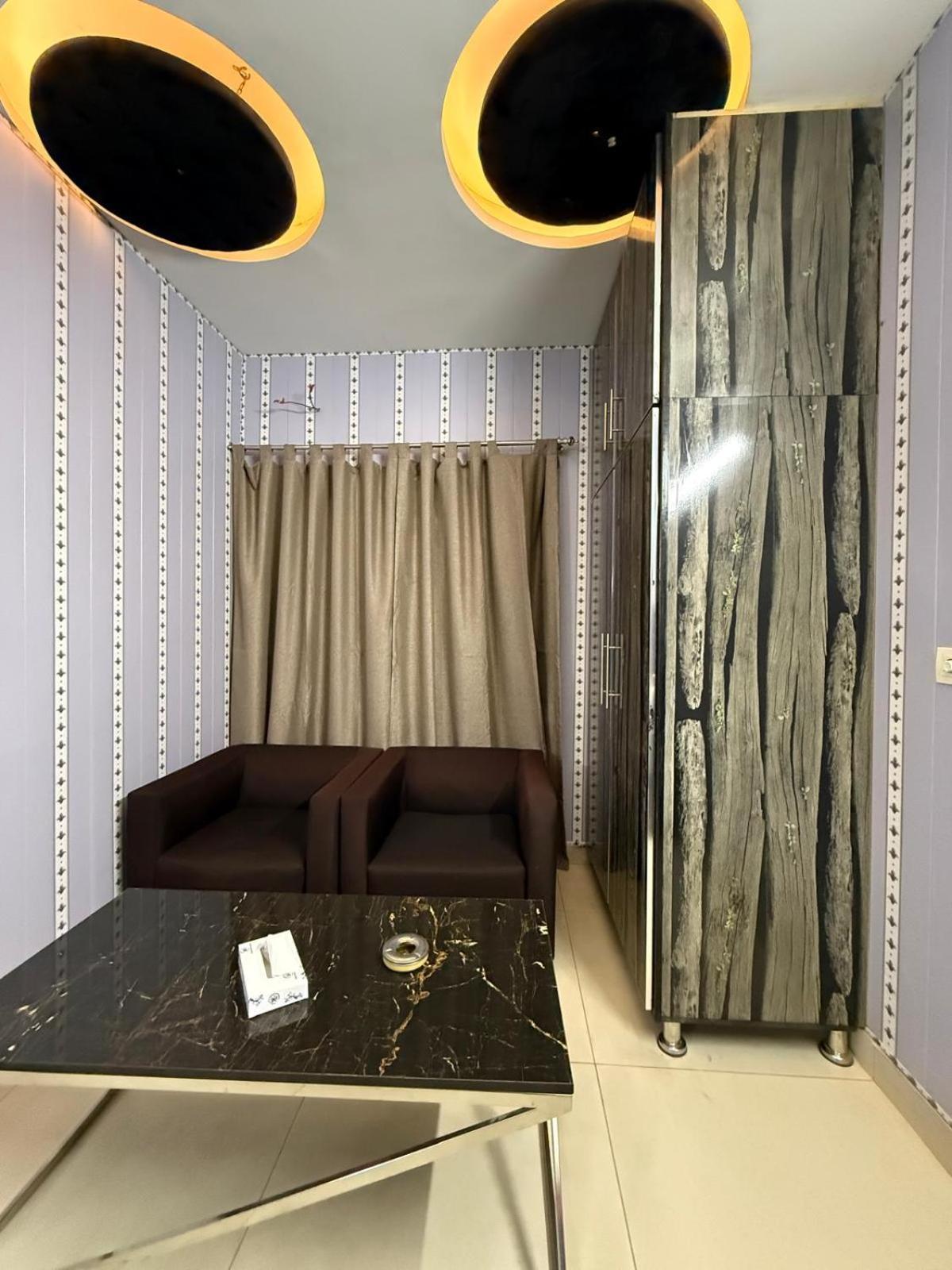 Hotel Grand Orchard One1 ลาฮอร์ ภายนอก รูปภาพ