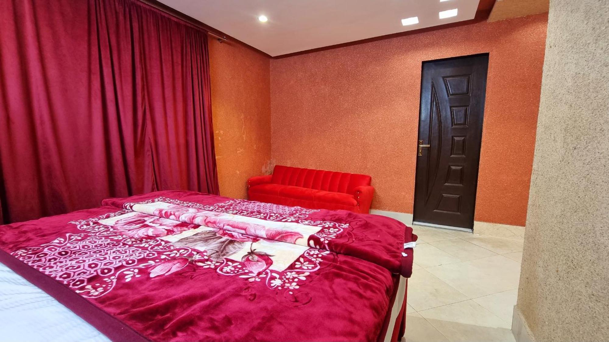 Hotel Grand Orchard One1 ลาฮอร์ ภายนอก รูปภาพ